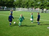 S.K.N.W.K. JO7-1 op toernooitje bij W.I.K. '57 zaterdag 3 mei 2025 (31/81)
